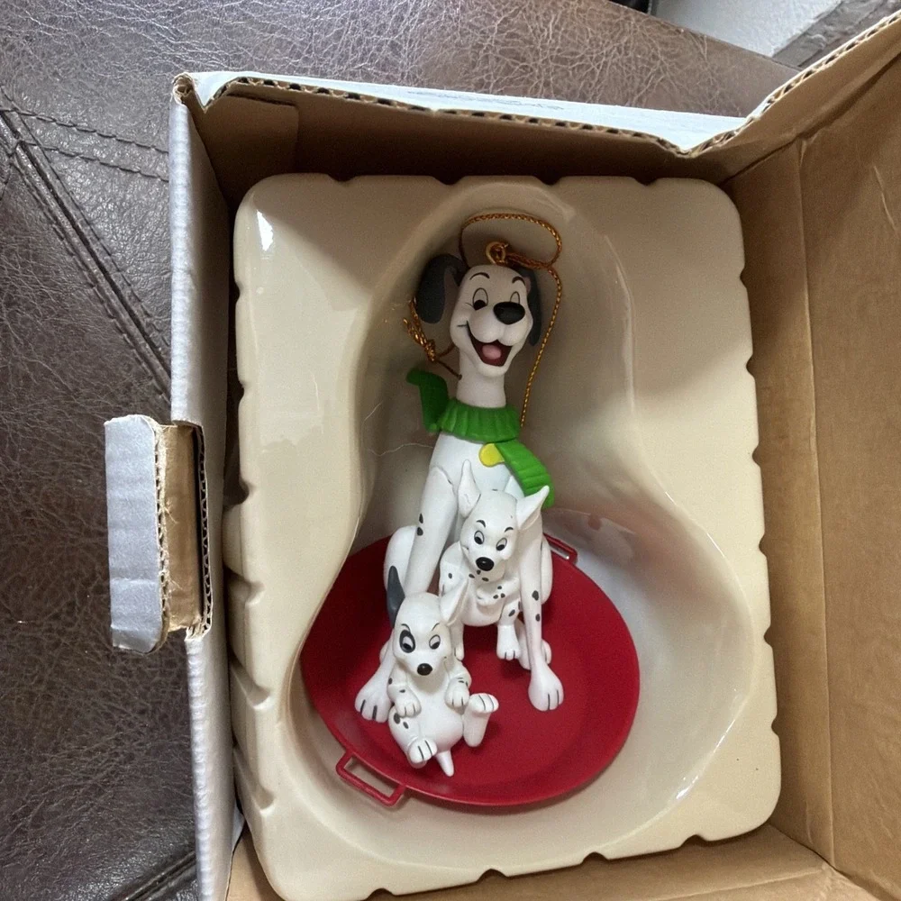 Vintage Grolier Disney Christmas Magic Ornament 101 Dalmatians 26231‎ 1990s Box